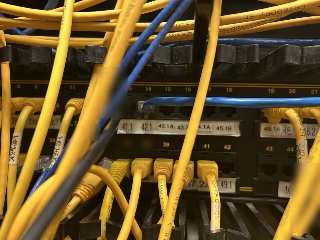 Low-voltage hardware and device cabling during cable path verification during an Alrty onsite service visit