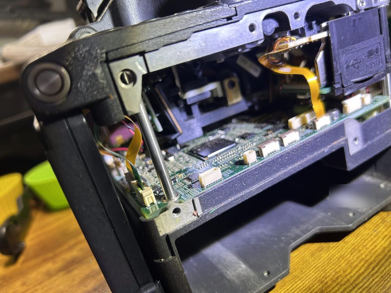 Fiber fusion splicer service work documented for a smart technology service call