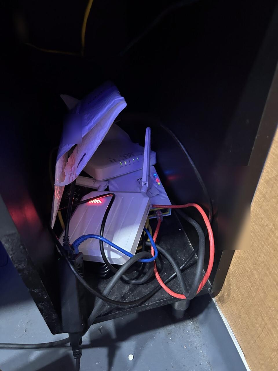Smart technology service detail: onsite router or access point service work during connectivity validation