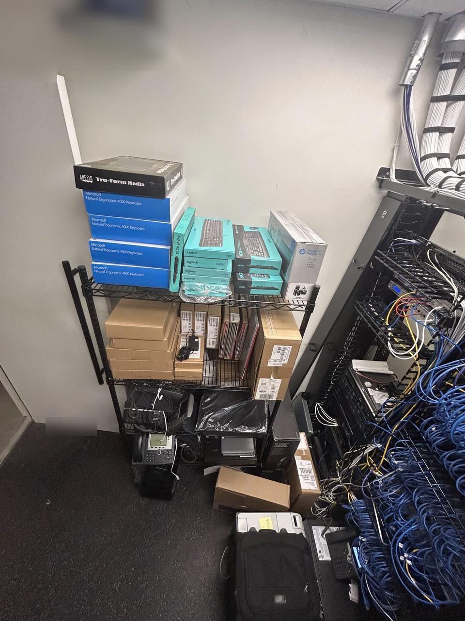 Alrty portfolio view of equipment cabinet cabling and switch handoff with structured cabling visible