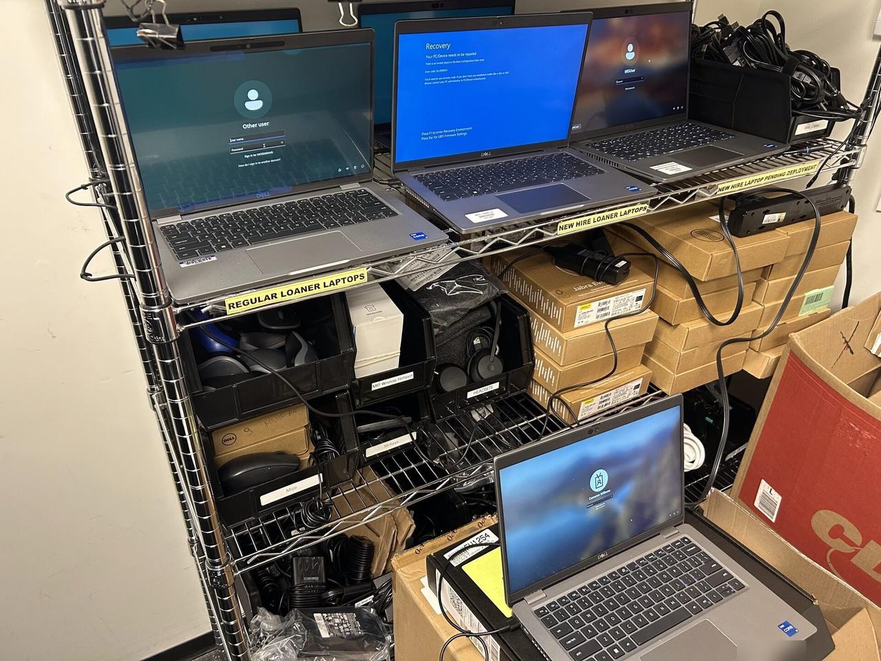 Alrty field photo with desktop monitor during service verification with setup context visible