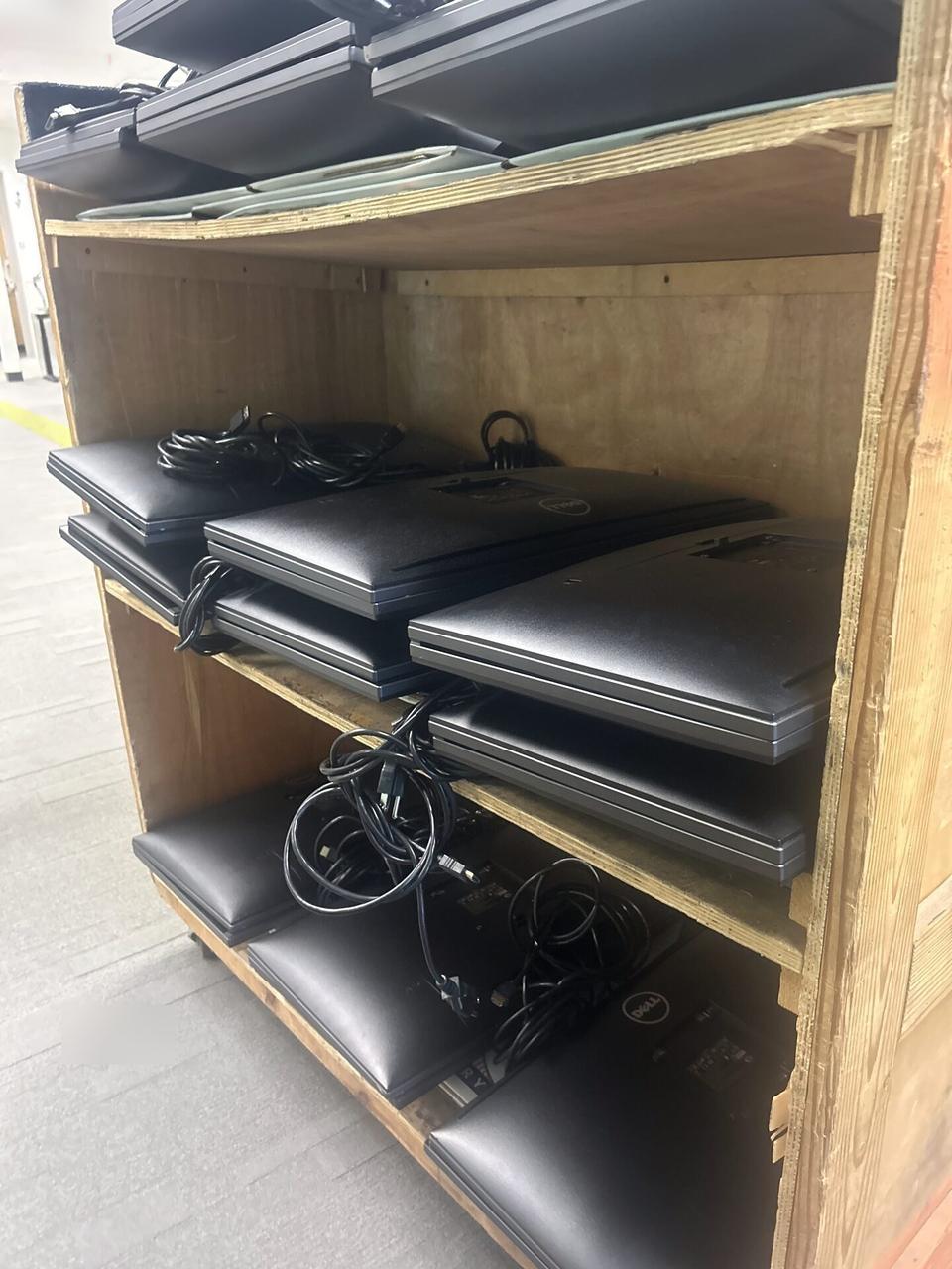 Smart technology service detail: business workstation hardware and monitor cabling for office technology support
