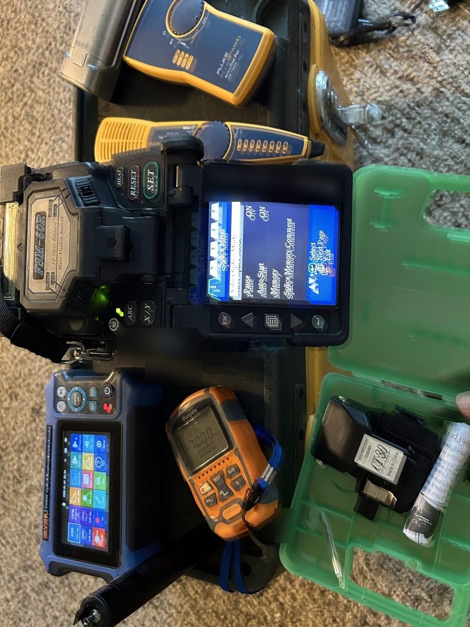 Alrty portfolio view of fiber fusion splicer service work