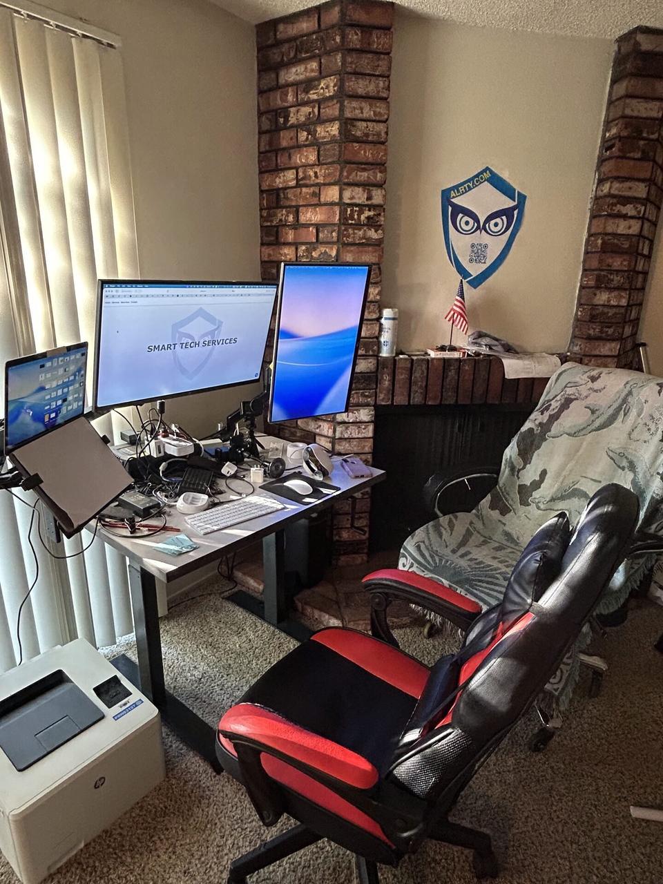 Alrty portfolio view of office workstation setup for web development work