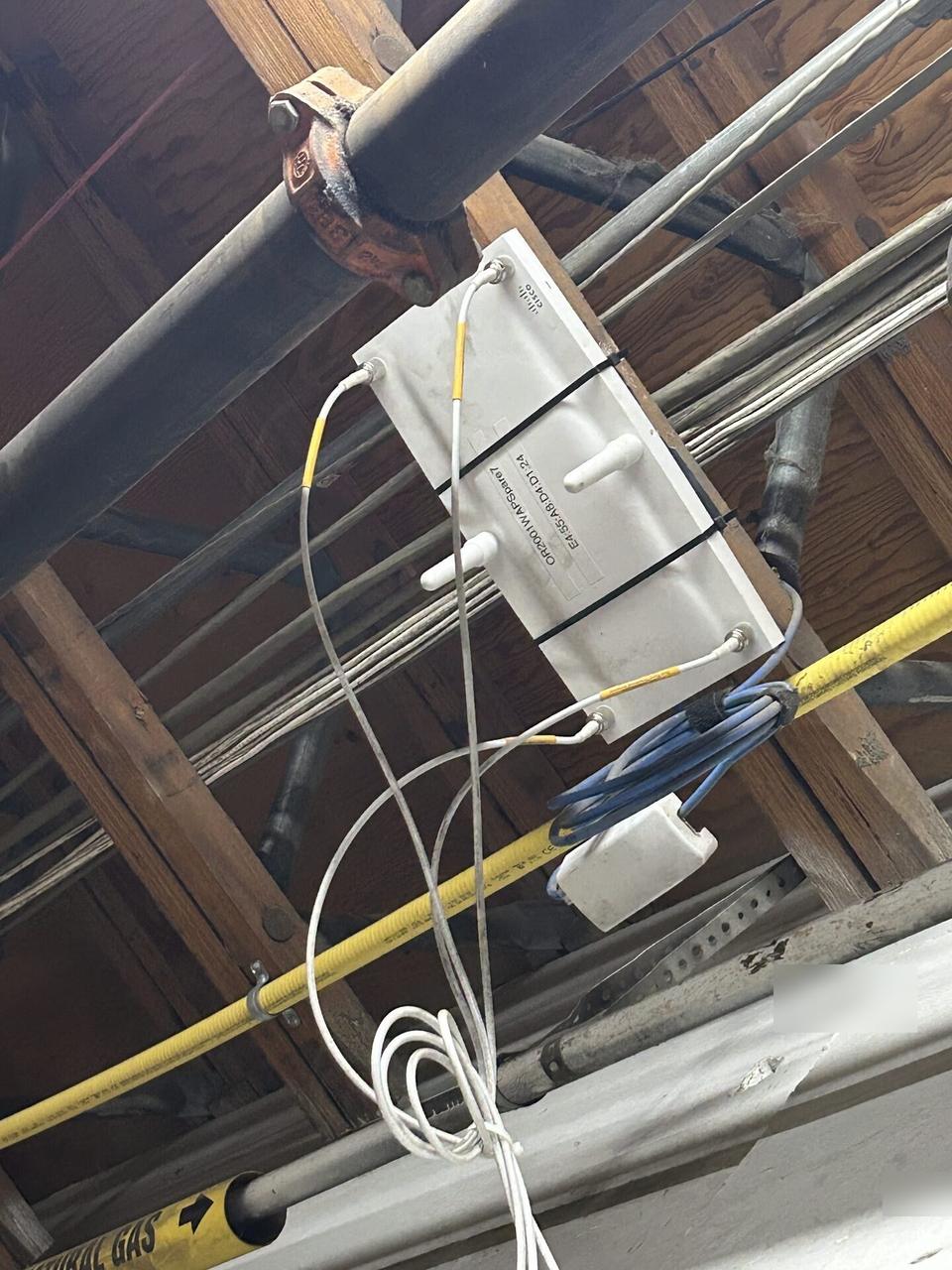 Alrty portfolio view of enterprise retail wireless access point refresh at the device handoff point