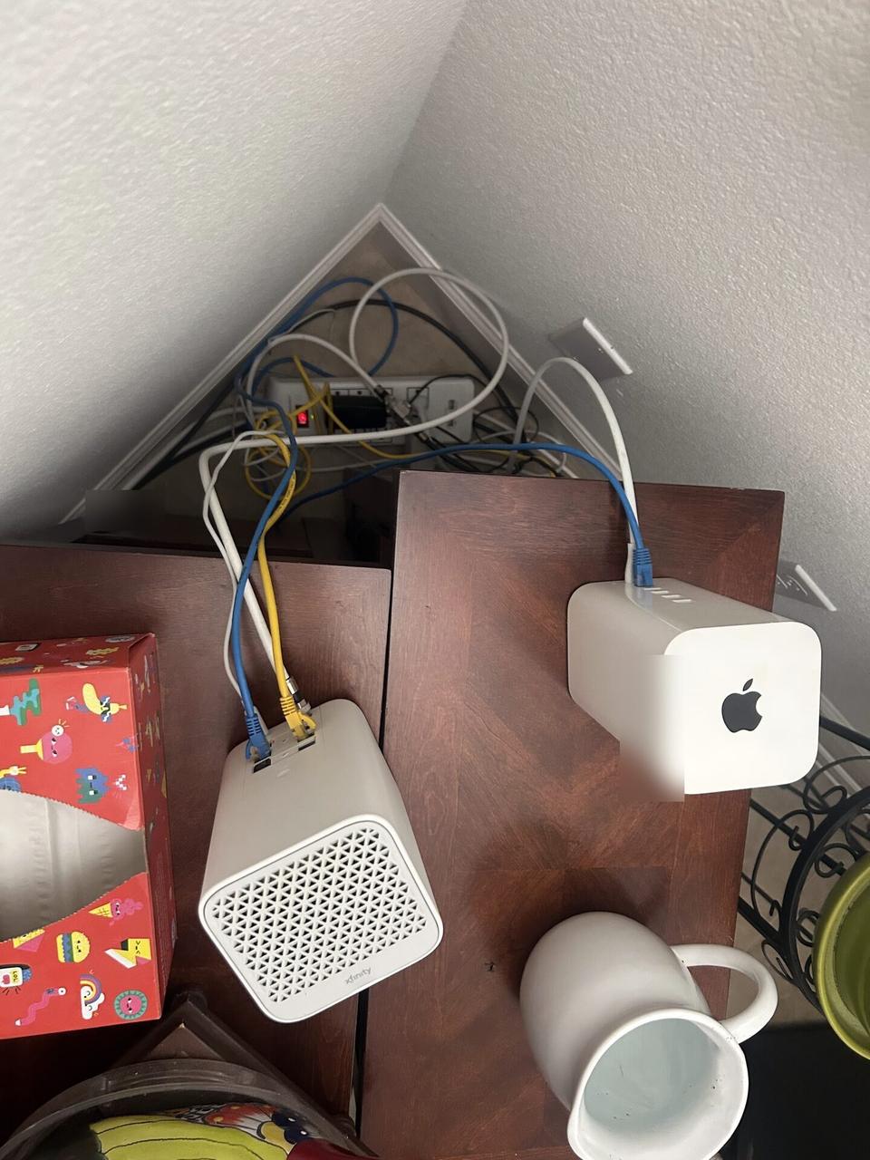 Alrty portfolio view of router and access point handoff equipment during connectivity validation
