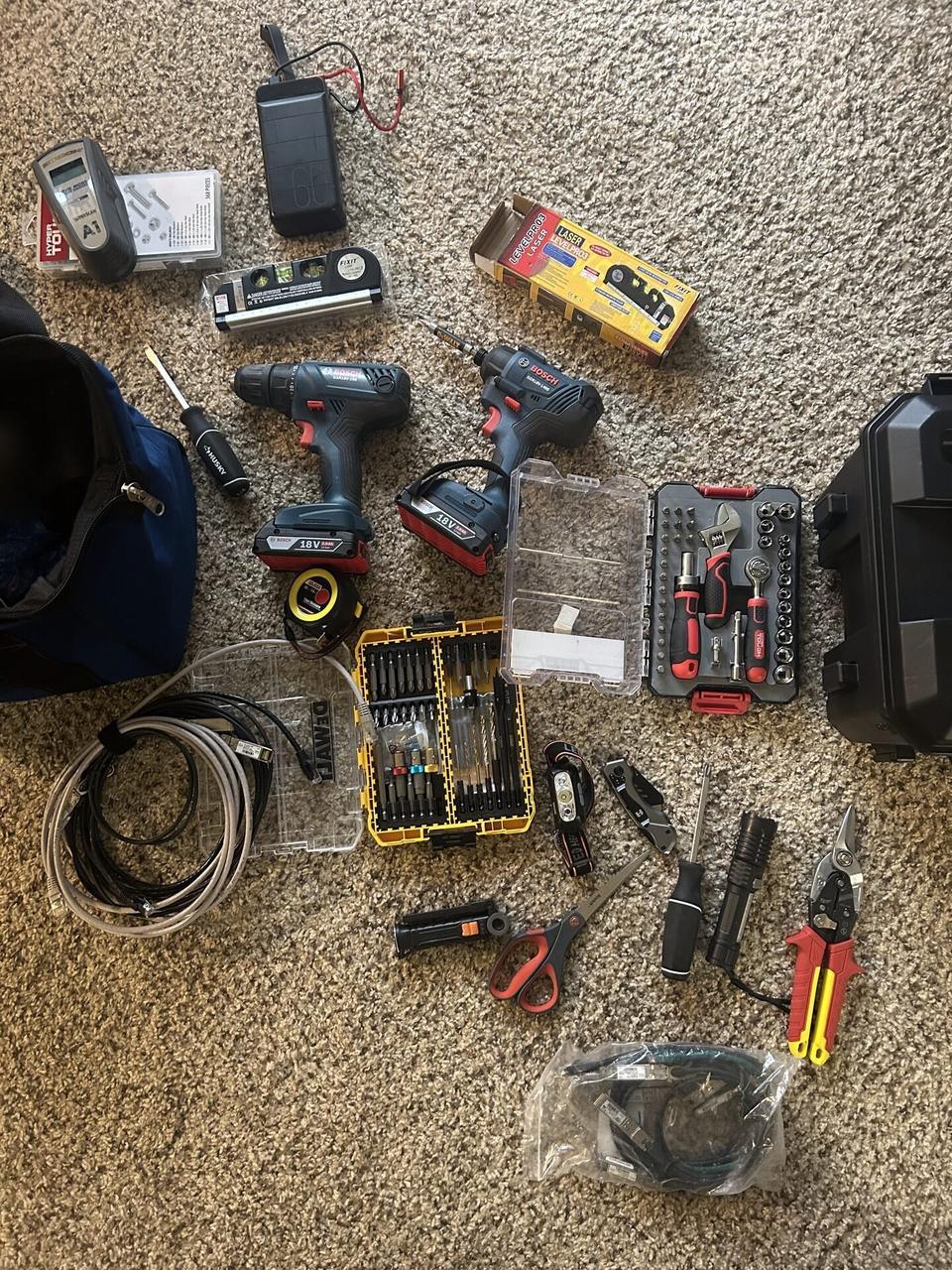 Alrty field photo with network technician tools in the Alrty office