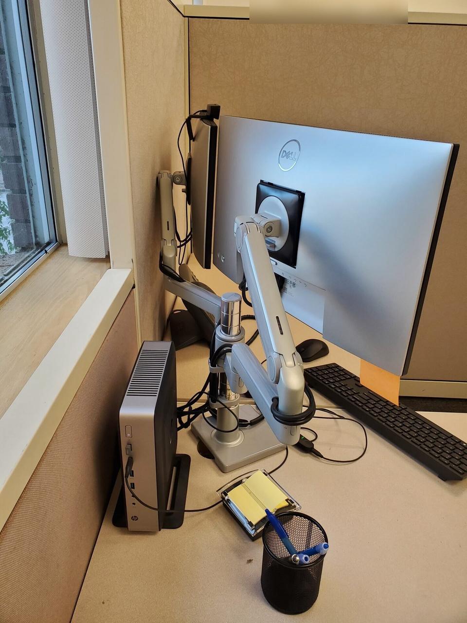 Smart technology service detail: workstation service detail for office technology at a business workstation
